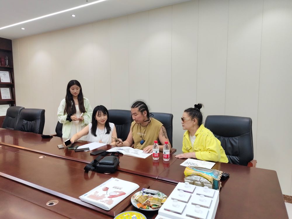 Mongolian Customers Visited Jinbao (3)