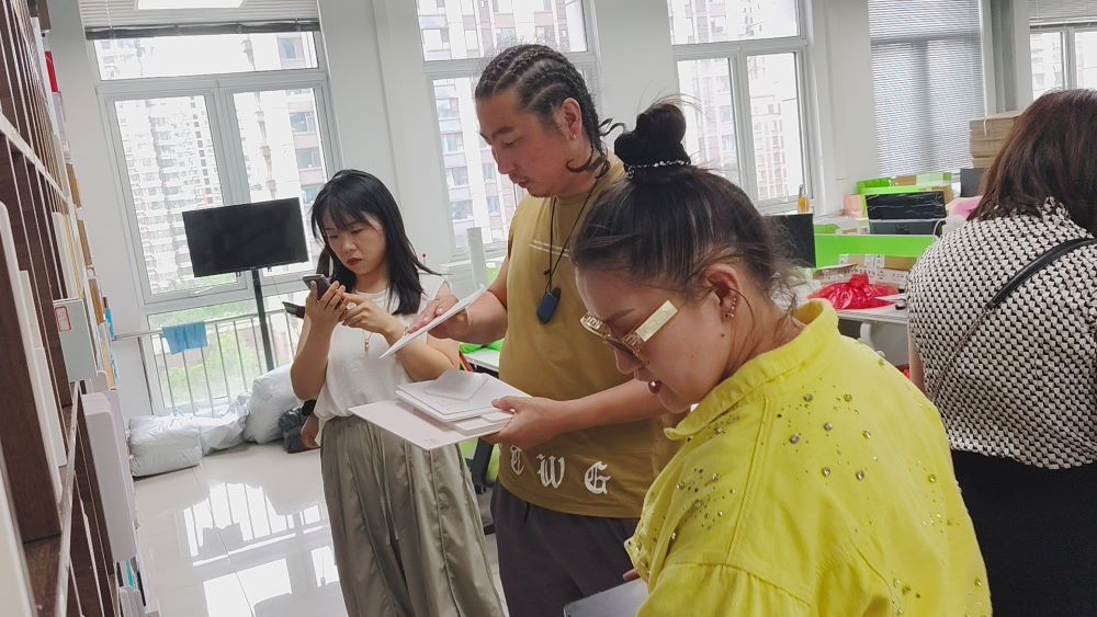 Mongolian Customers Visited Jinbao (6)
