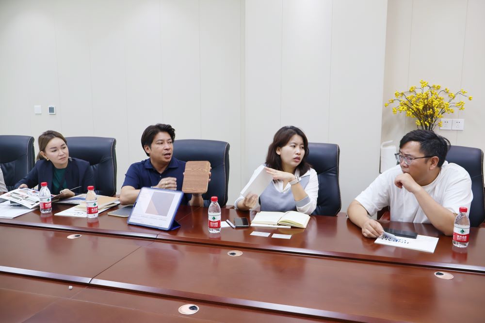 Thailand Customers Visited Jinbao (5)