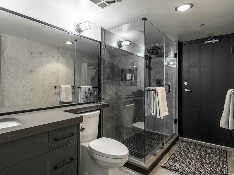 Furniture & Interior