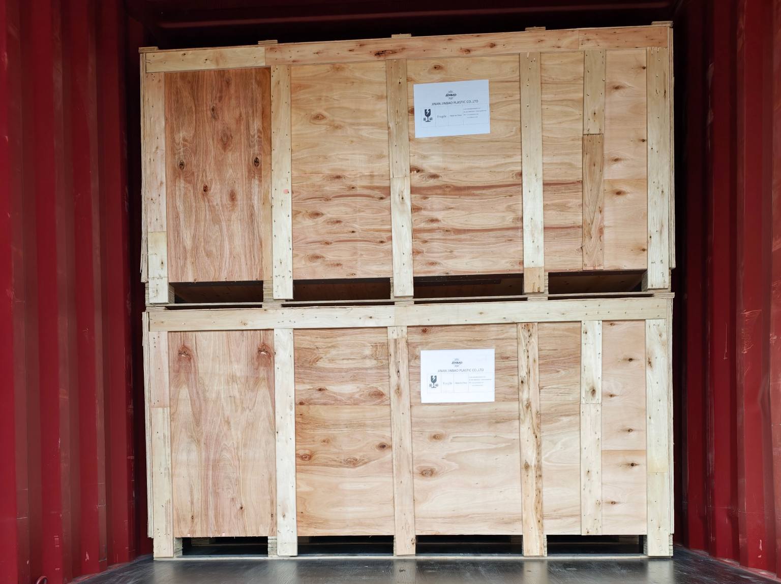 The Rod That Holds Everything Together: Delivering Clear Acrylic Square Rods to Poland