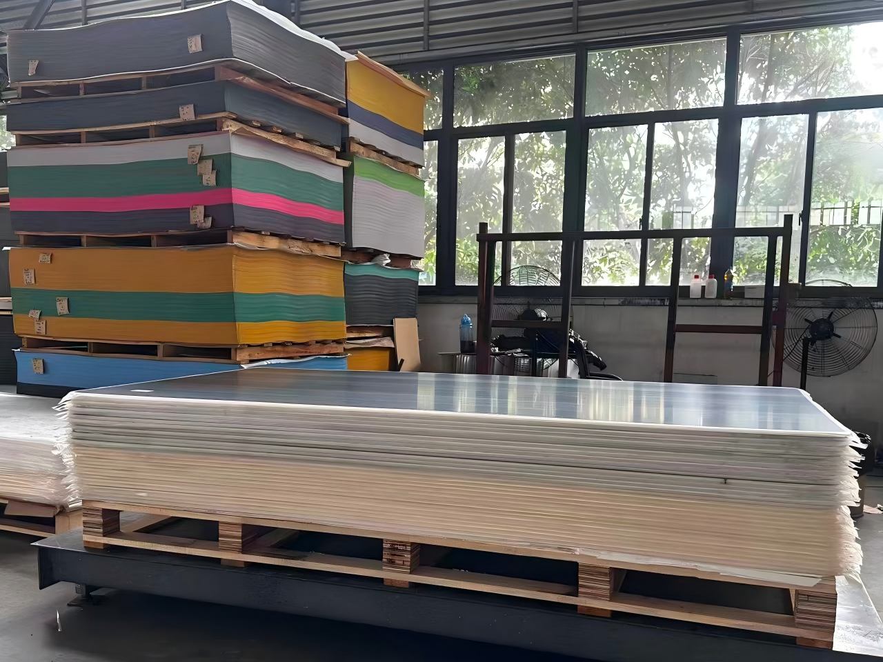 Kanada Signage Distributor Resensies Jinbao 12mm Akrielplaat: Zero Bubbles, Full Trust