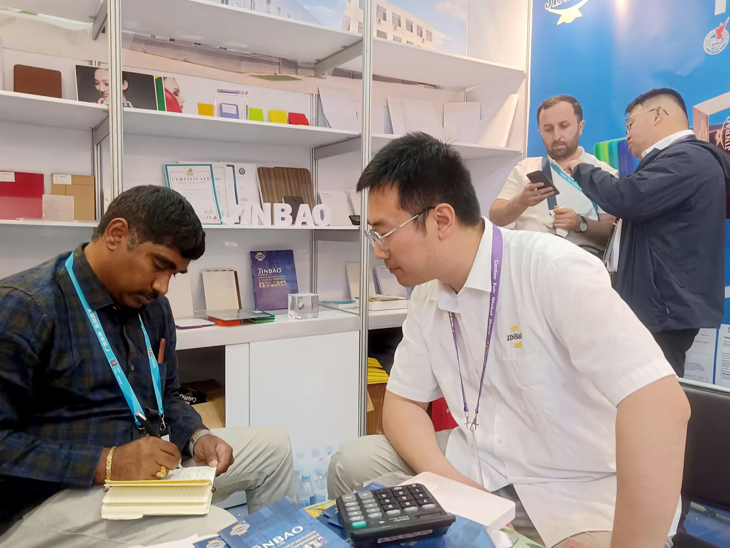 Jinbao Plastic: ដៃគូដែលអាចទុកចិត្តបានរបស់អ្នកសម្រាប់បន្ទះ PVC Foam ពិសេស និងសន្លឹកអាគ្រីលីក