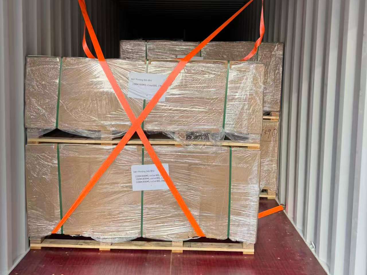Two Sizes, One Container, One Market That Knows Exactly What It Wants: Acrylic Sheets to Malaysia