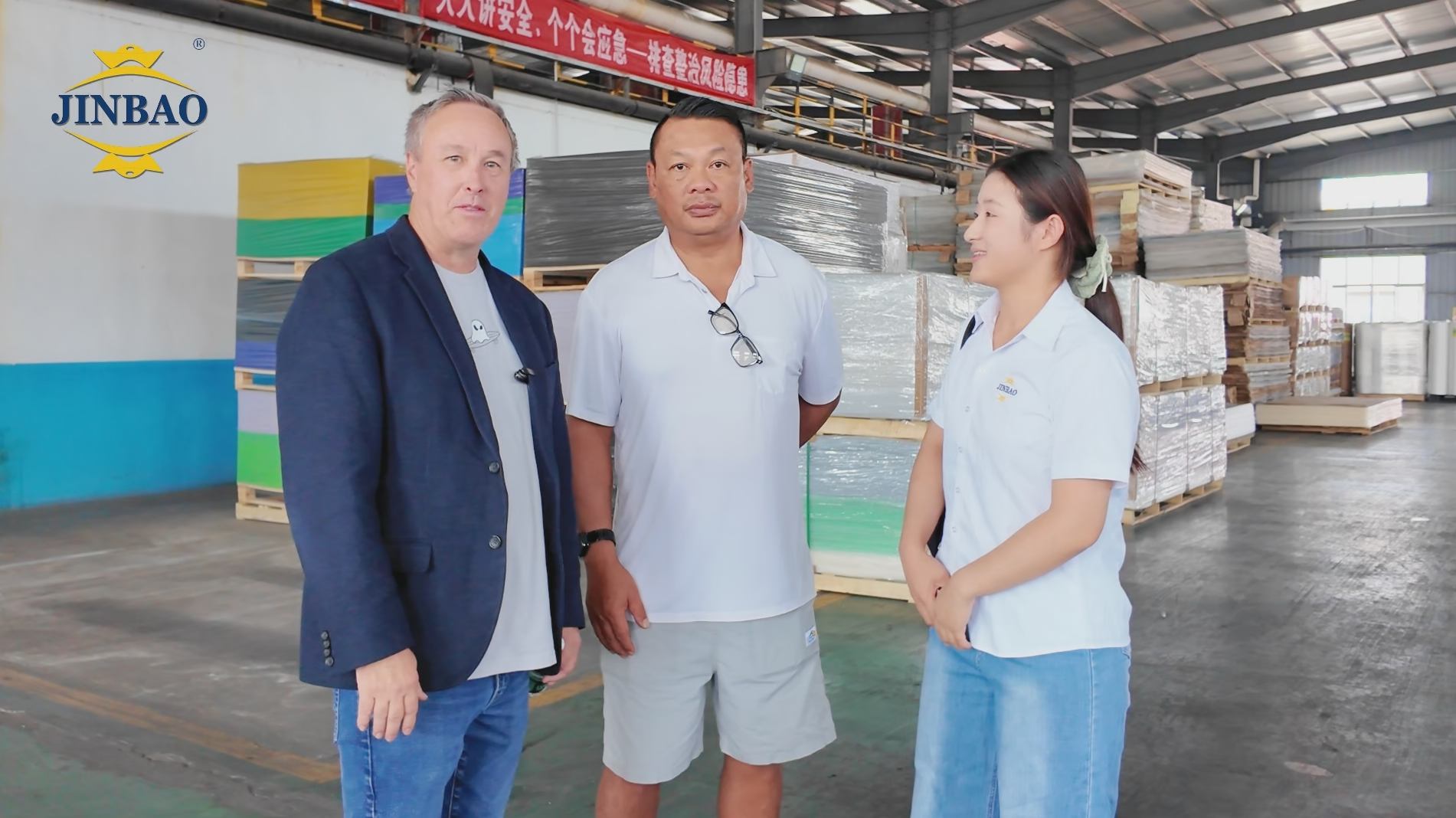 A long-time U.S. partner visits Jinbao and tours the factory in person.
