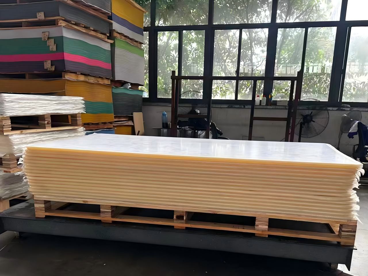 Kanada Signage Distributor Resensies Jinbao 12mm Akrielplaat: Zero Bubbles, Full Trust